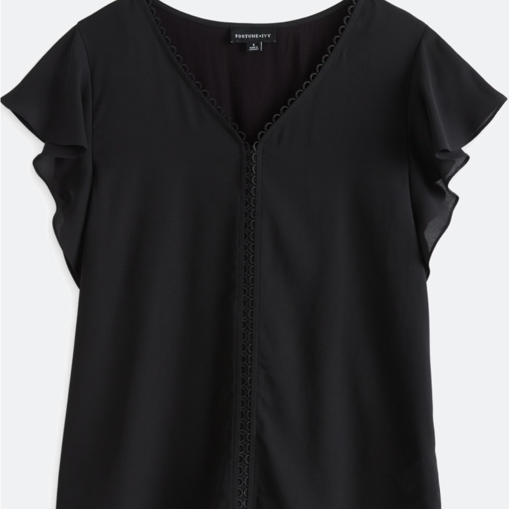 Fortune & Ivy Black Flutter Sleeve Blouse